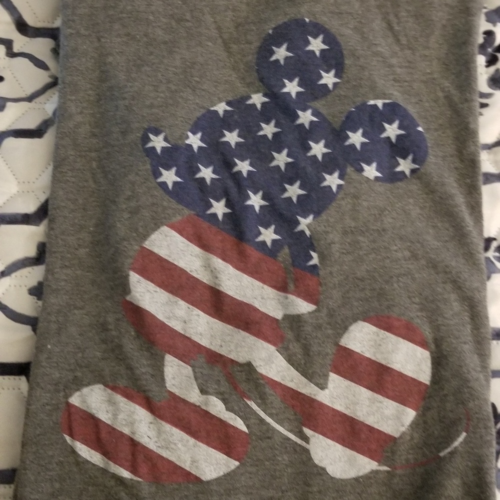 Cute American flag Mickey Mouse. ❤👁 Offers
